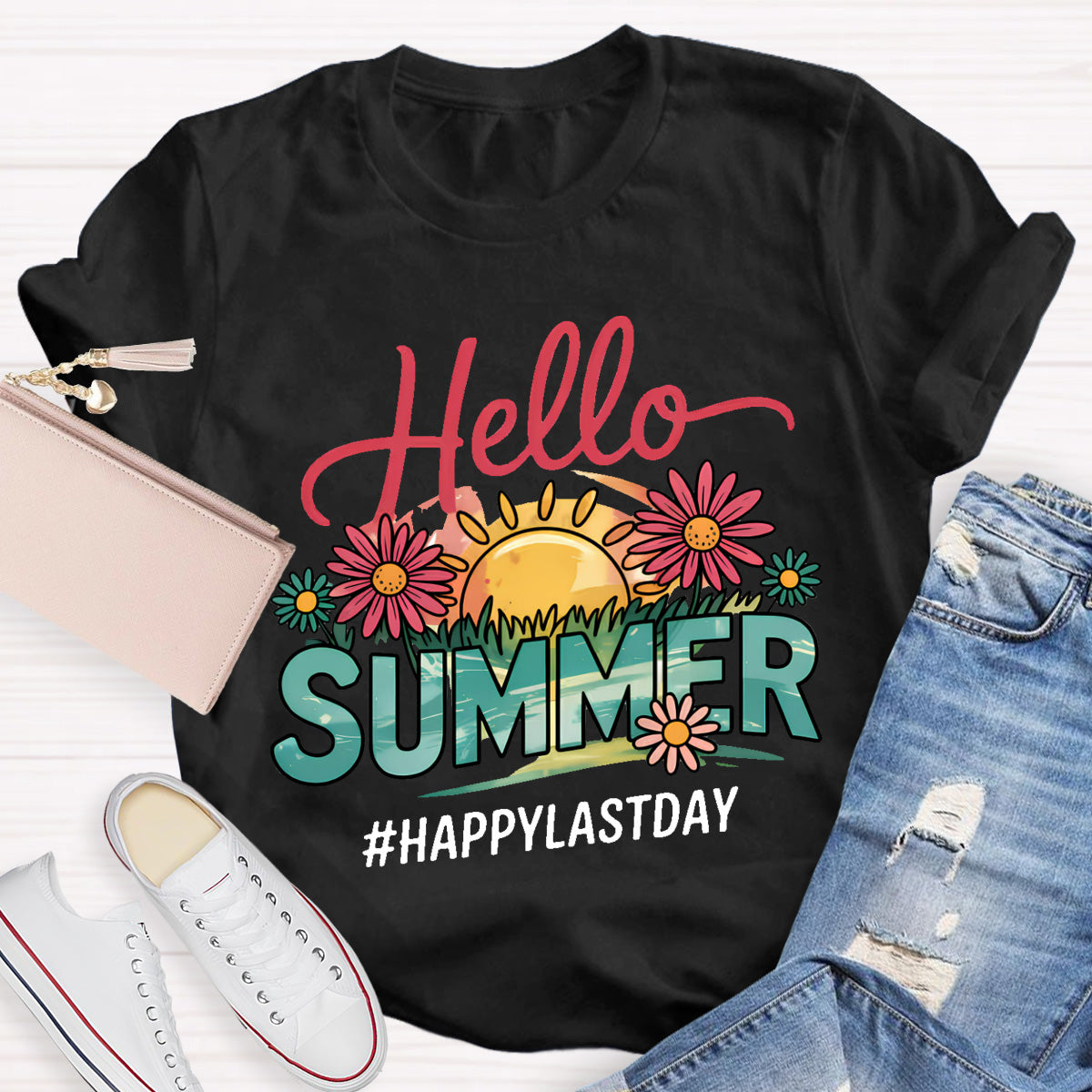 Hello Summer Happy Last Day Teacher T-Shirt