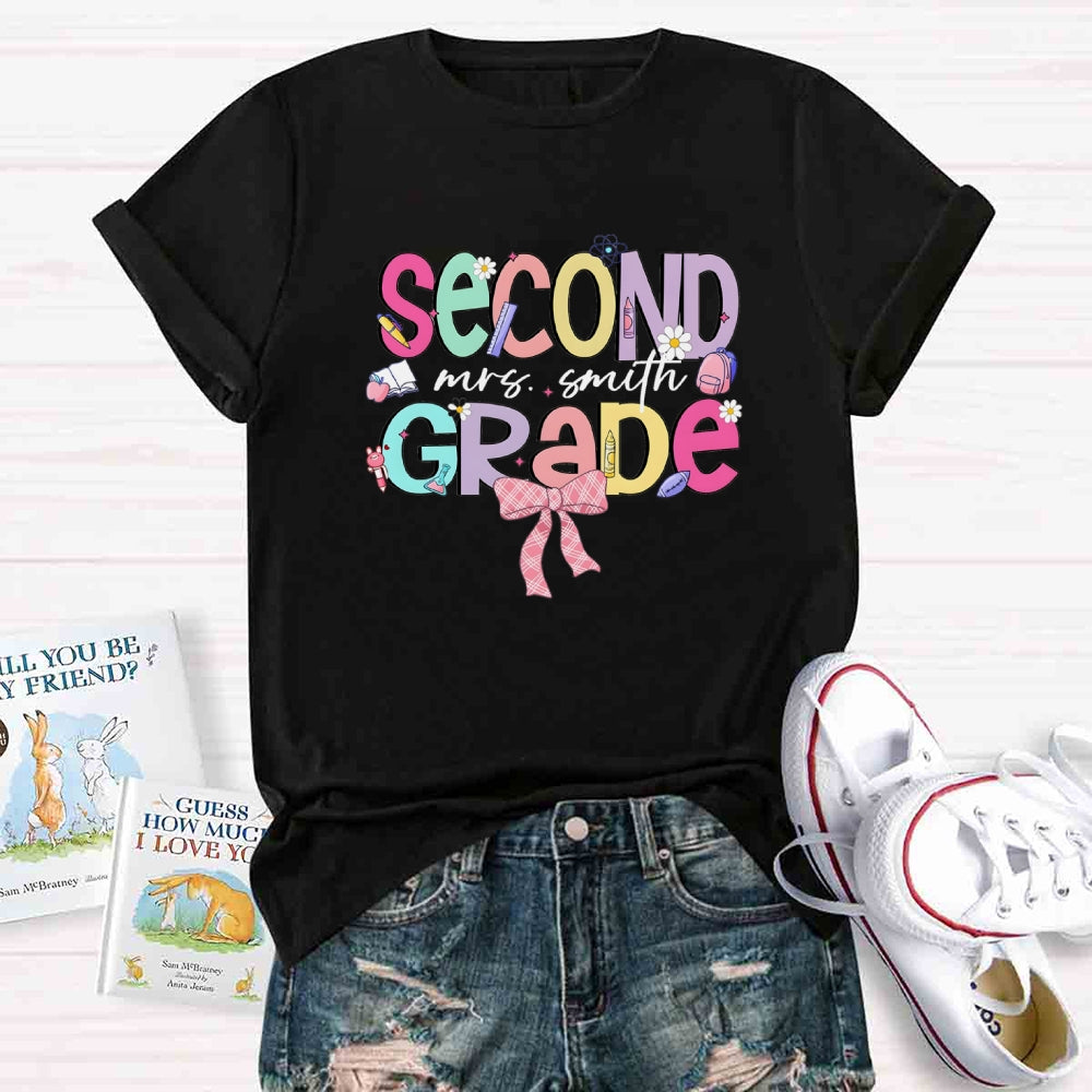 Personalized Name And Grade Pink Bow Back To School  T-shirt