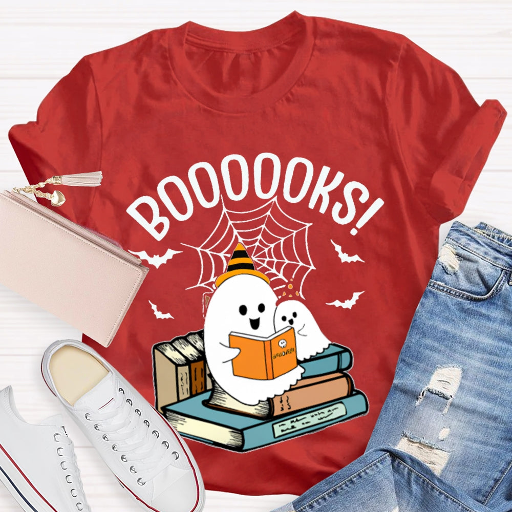 A Cute Ghost Who Loves Reading Funny Halloween T-shirt