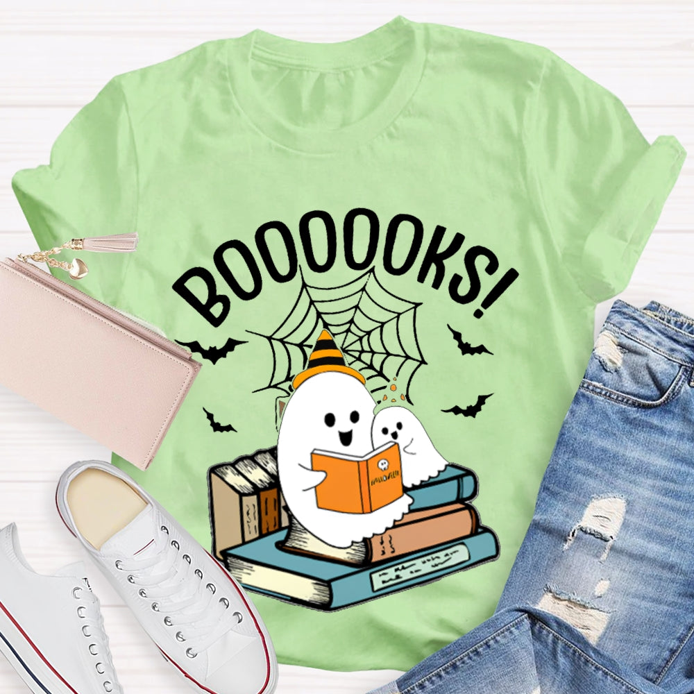 A Cute Ghost Who Loves Reading Funny Halloween T-shirt