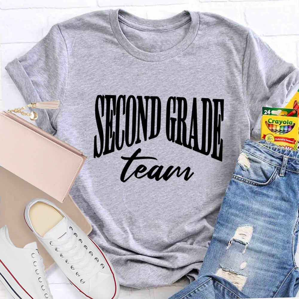 Personalized Grade Second Grade Team Slanted Letter Design T-Shirt