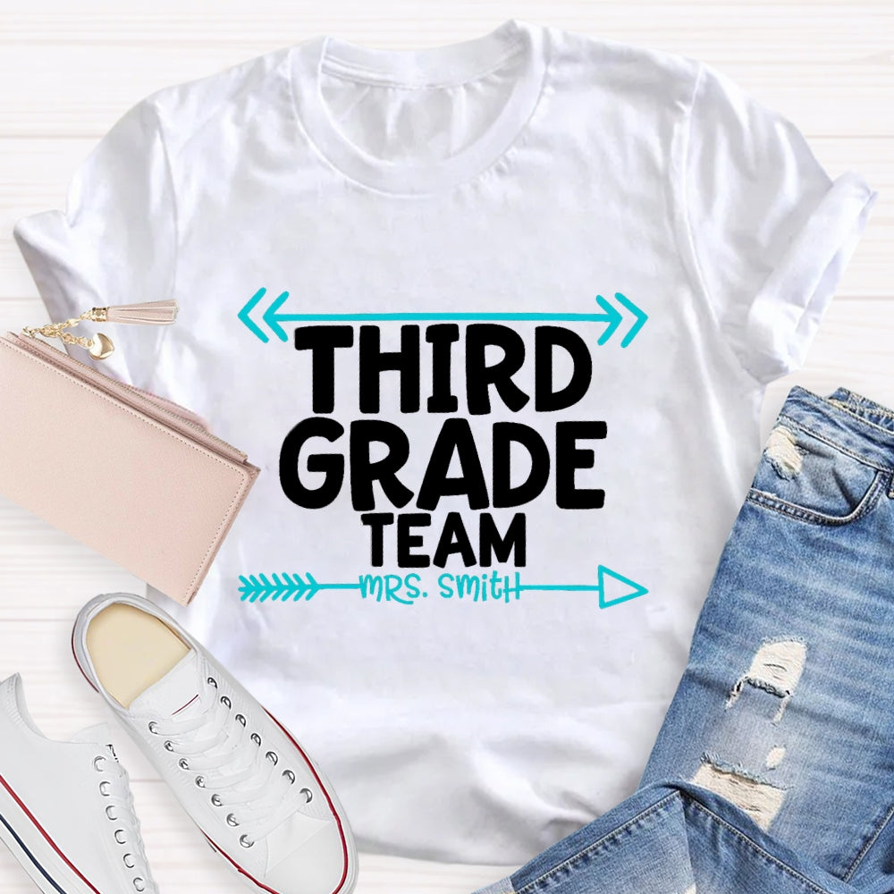 Personalized Grade And Name Third Grade Team Simple Line Design T-Shirt