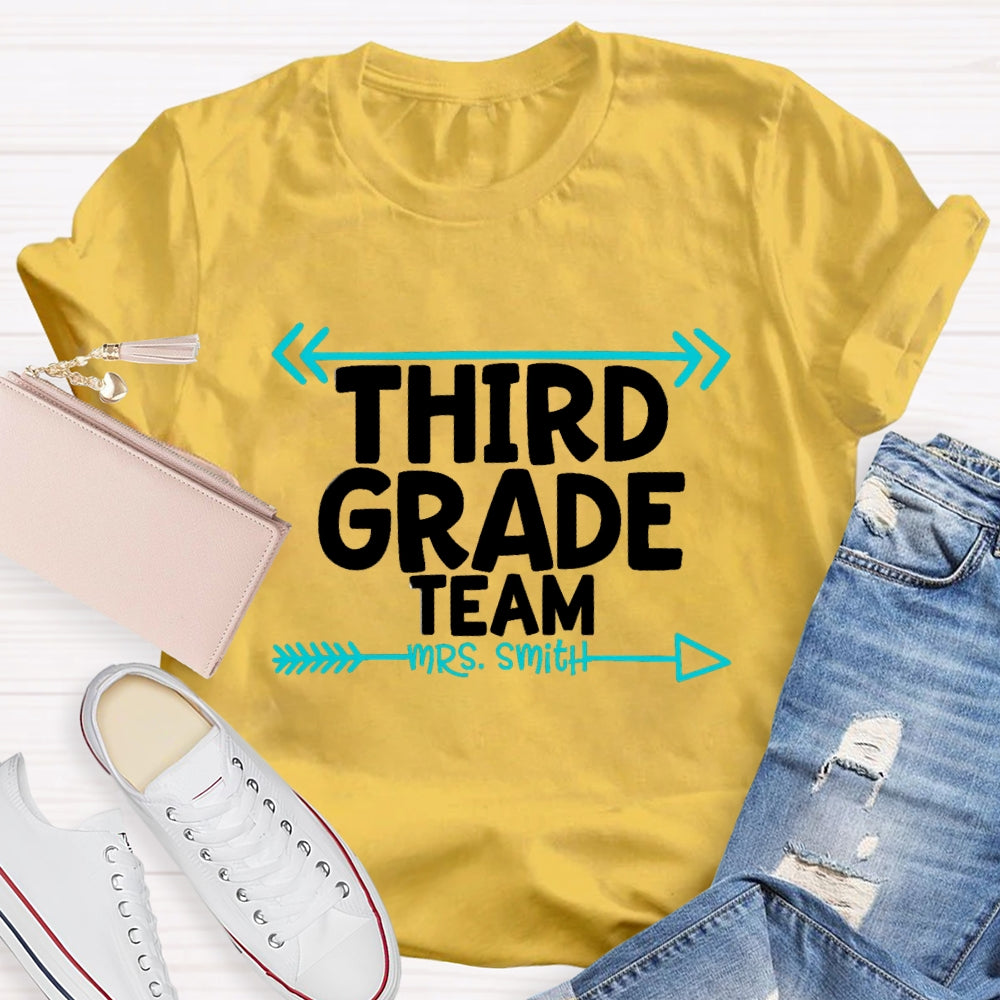 Personalized Grade And Name Third Grade Team Simple Line Design T-Shirt