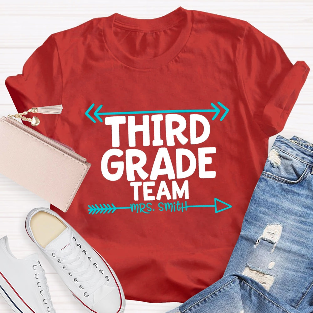 Personalized Grade And Name Third Grade Team Simple Line Design T-Shirt