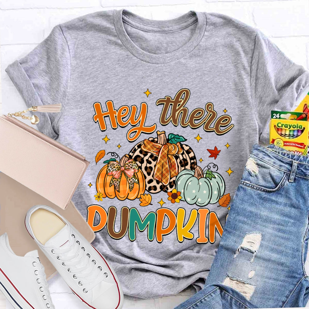 Hey There Pumpkin Cute Pumpkins And Maple Leaves Funny Halloween T-shirt