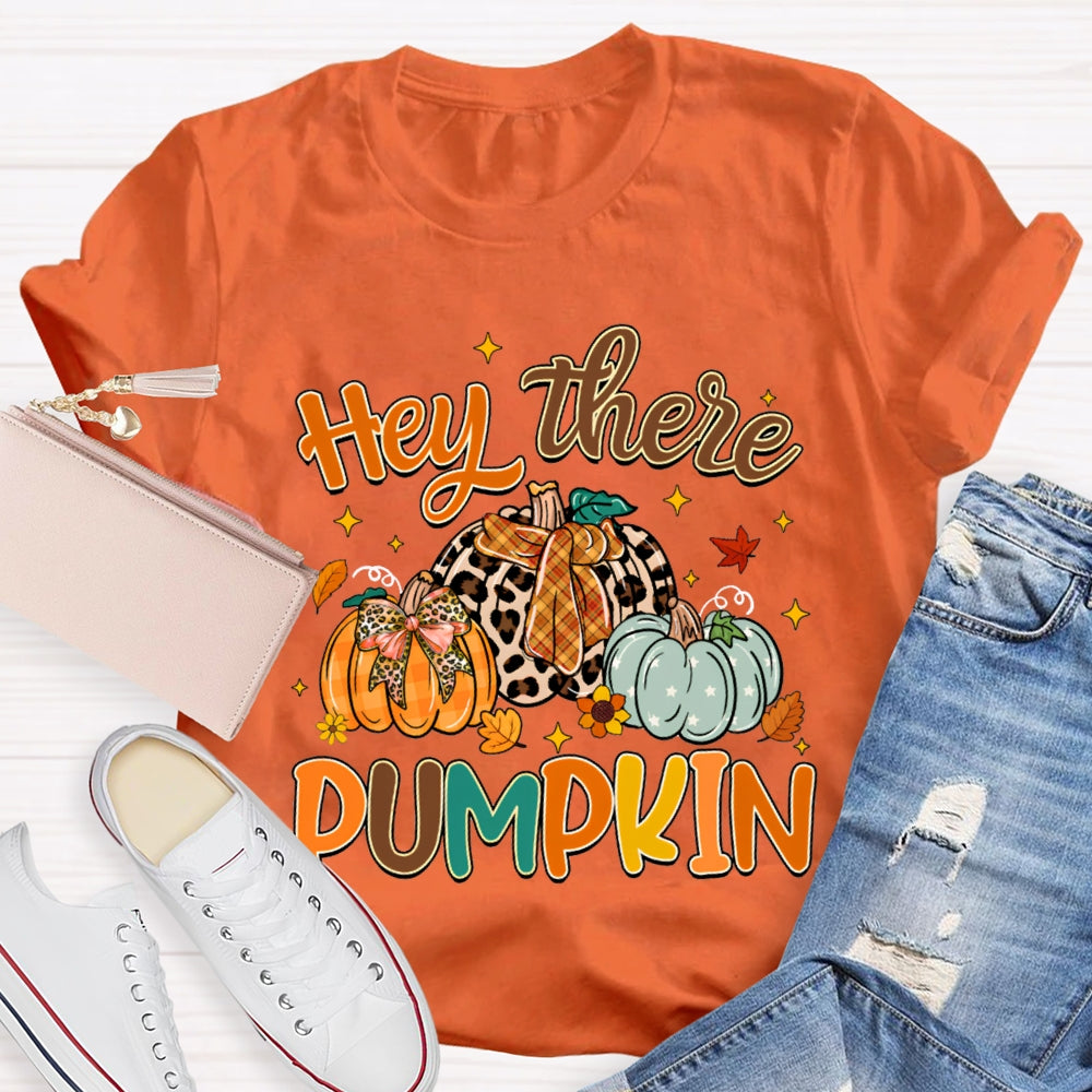 Hey There Pumpkin Cute Pumpkins And Maple Leaves Funny Halloween T-shirt