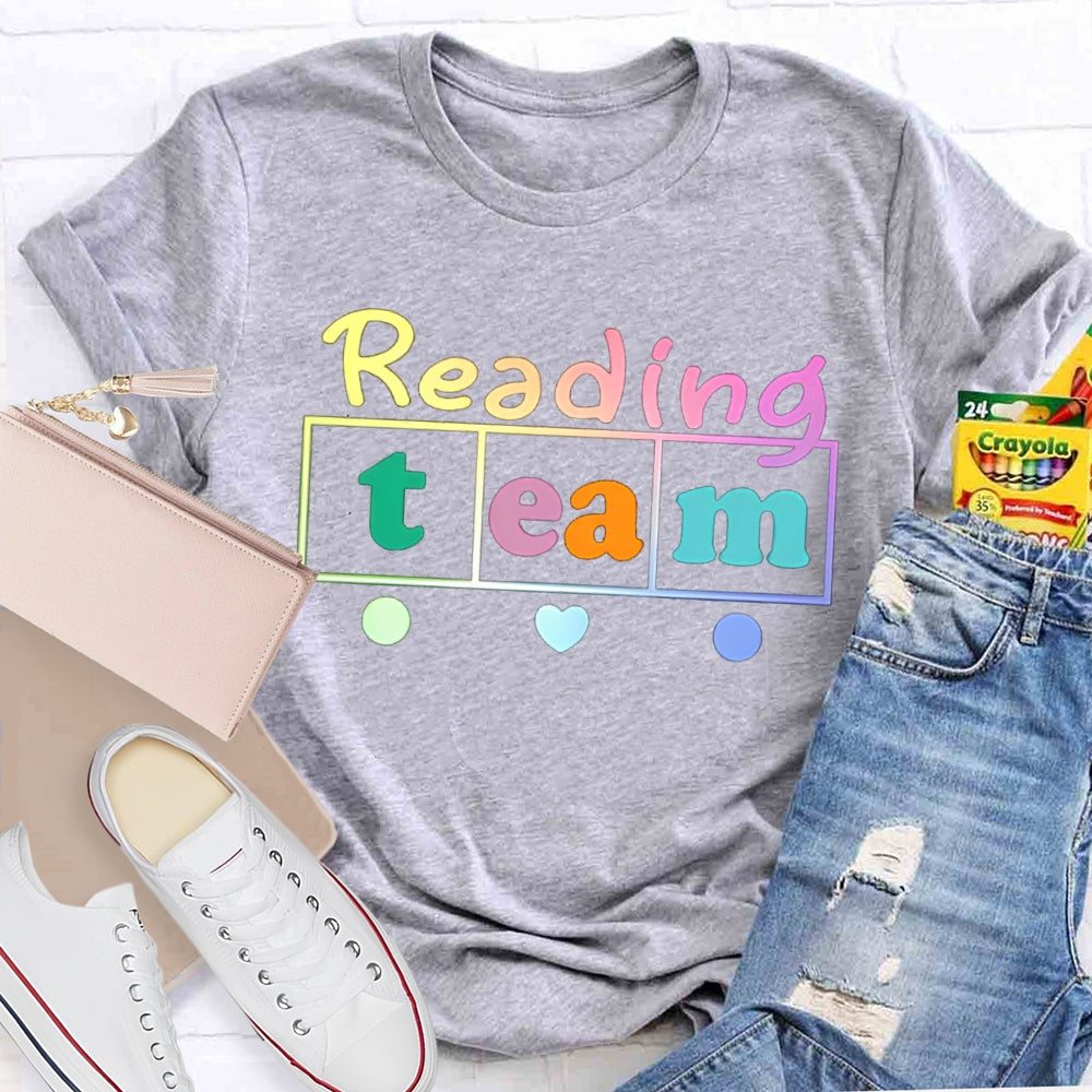 Reading Team Fall In Love With Reading Colorful Fonts T-shirt