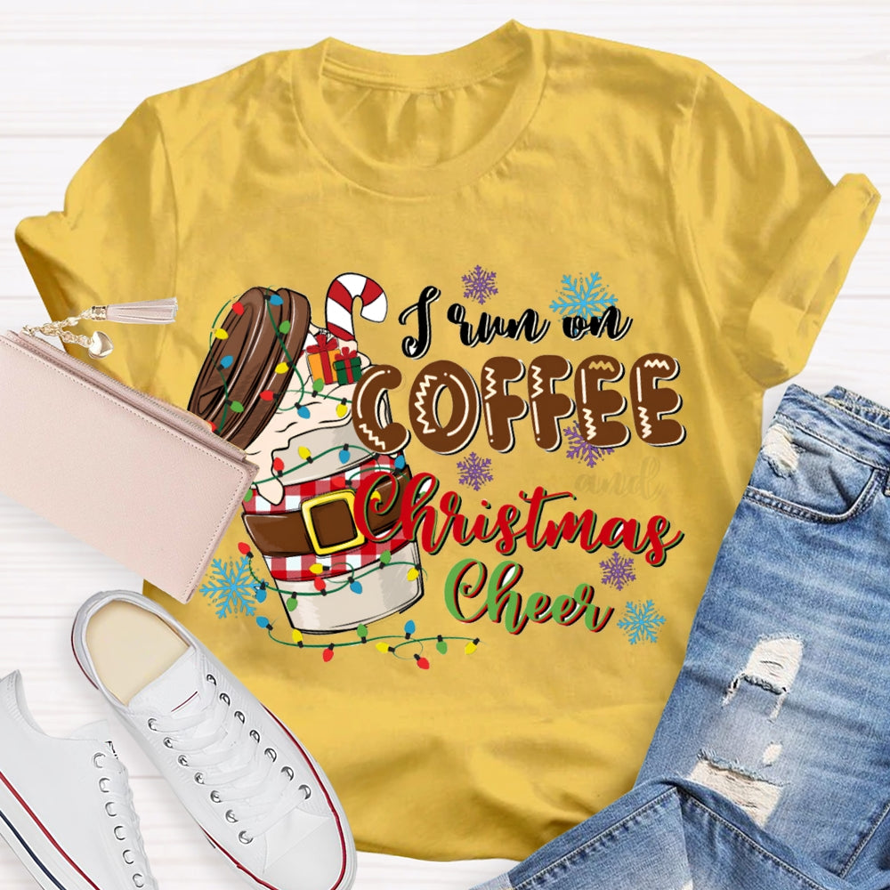 I Run On Coffee Christmas Cheer Christmas Lights Cafe T-shirt