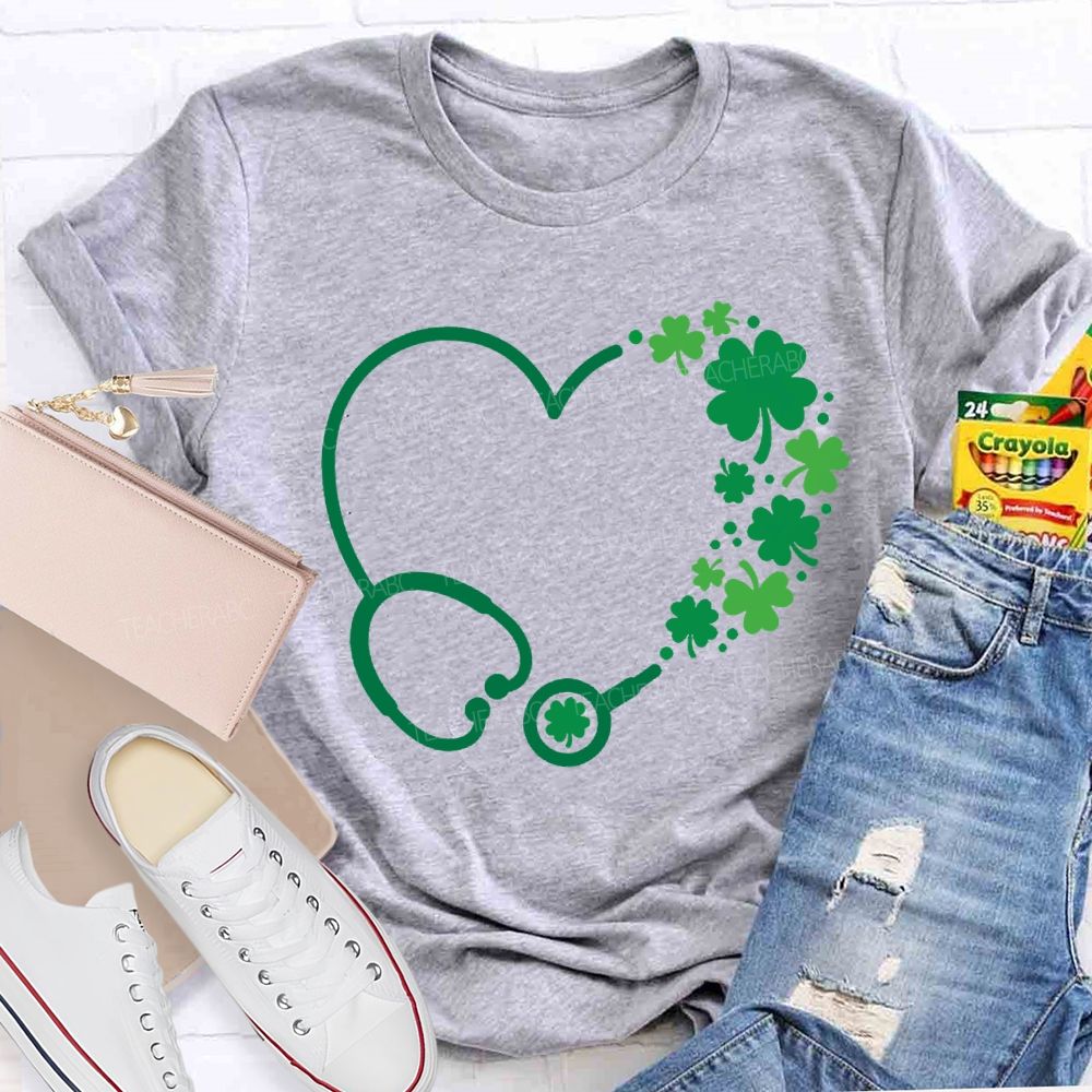 School Nurse Hearts And Clover Represent Good Luck T-shirt