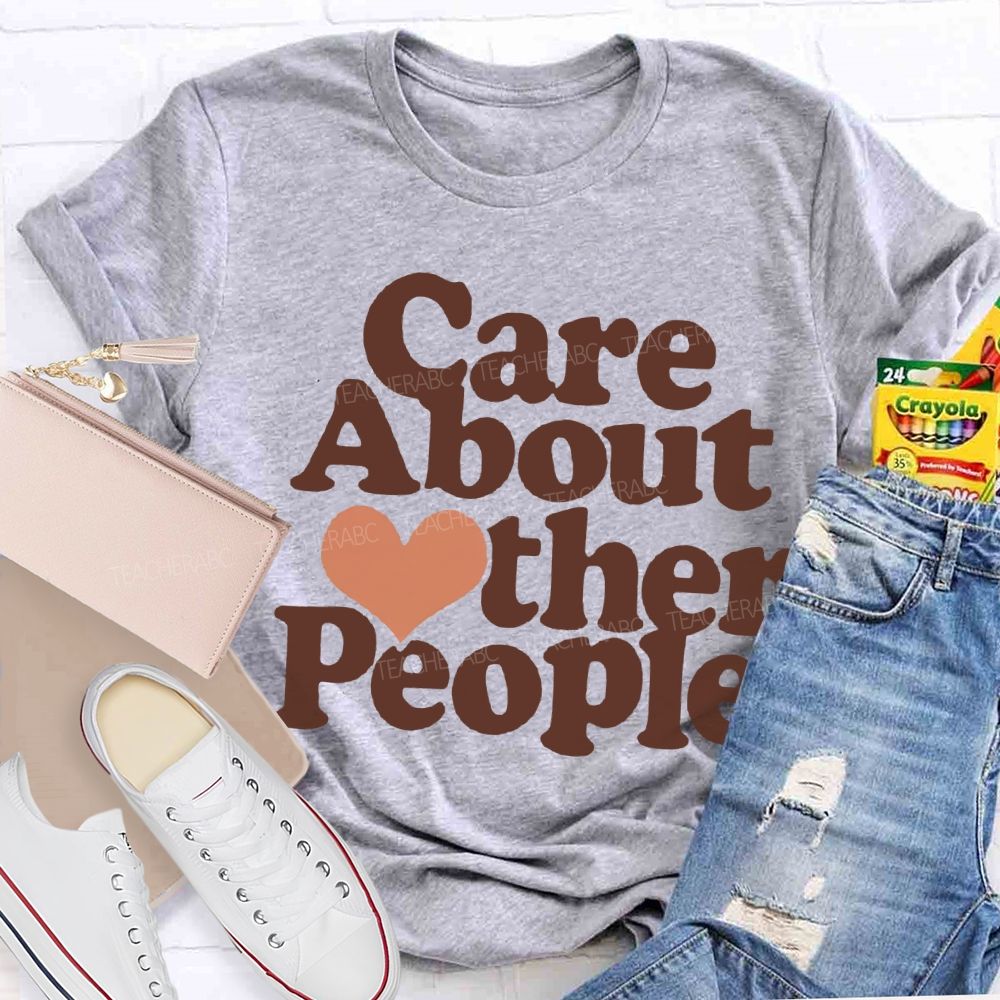Care About Other People Heart Print T-shirt