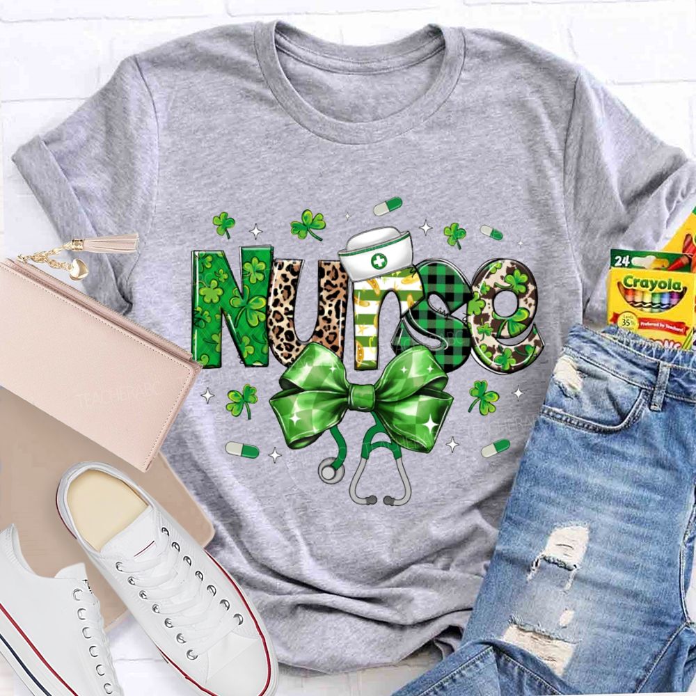 School Nurse Bow And Leopard Print Font Saint Patrick'S Day T-shirt