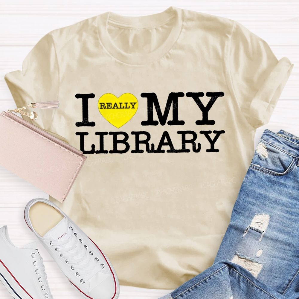 I Really Love Library Heart Print T-shirt