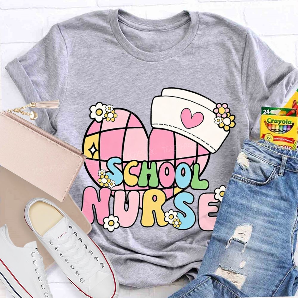 School Nurse Nurse'S Cap And Heart T-shirt
