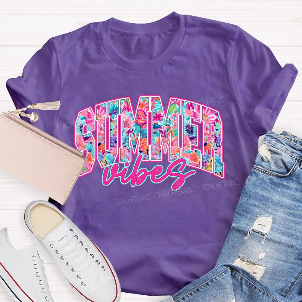 Summer Vibes Fancy Fonts Teacher T-shirt