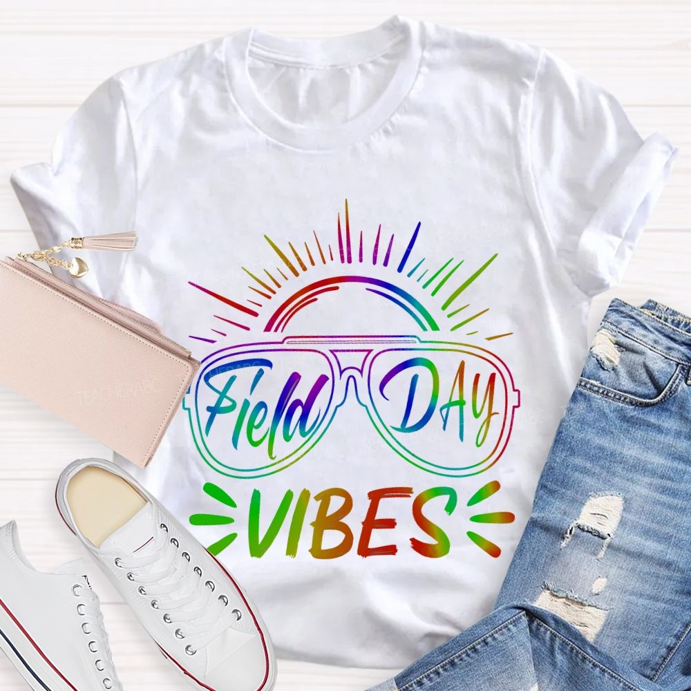 Field Day Vibes Gradient Font Teacher T-shirt