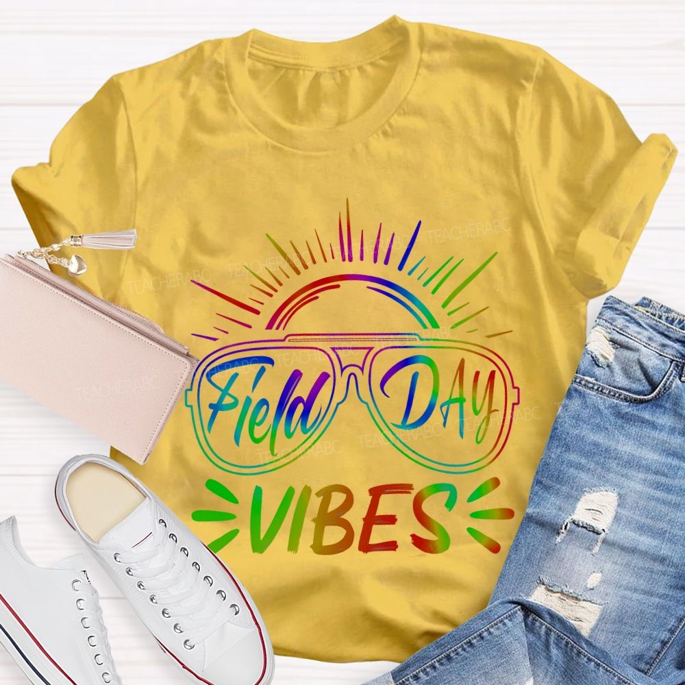 Field Day Vibes Gradient Font Teacher T-shirt