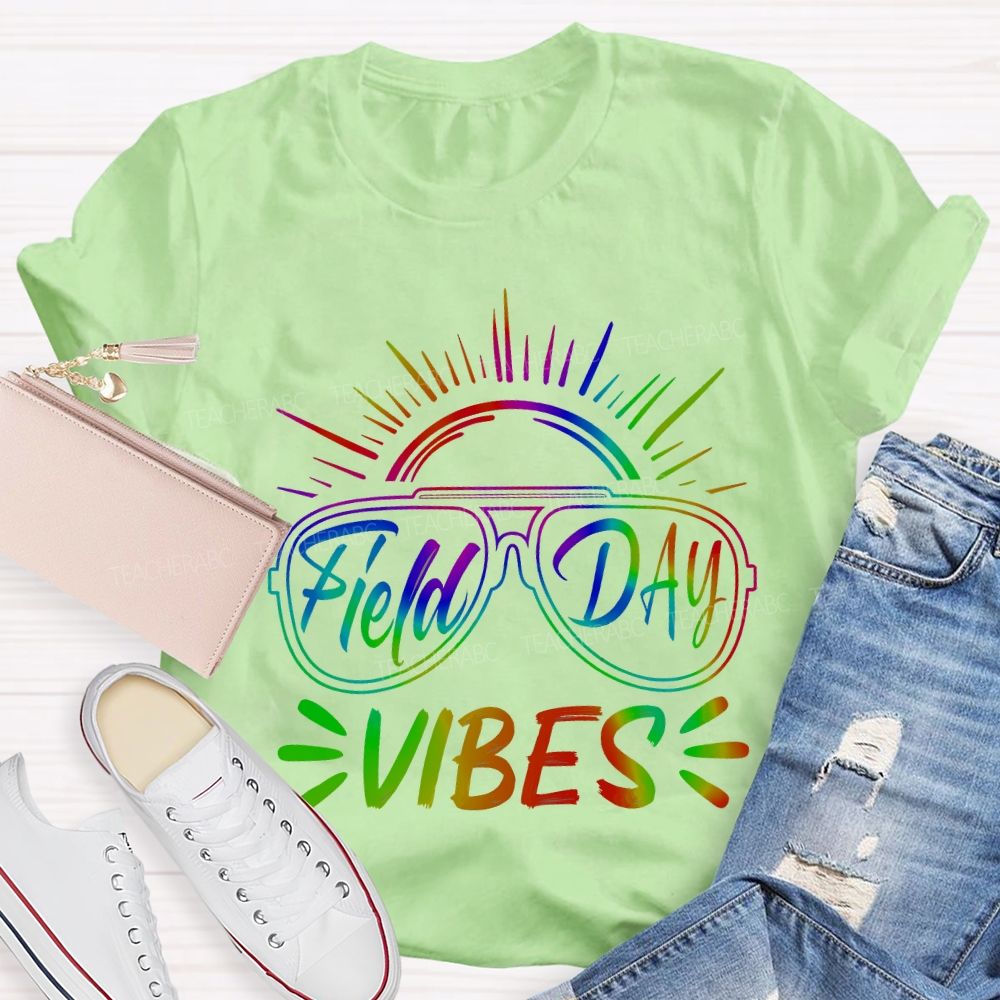 Field Day Vibes Gradient Font Teacher T-shirt