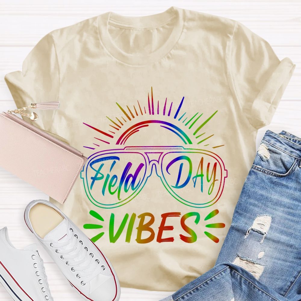 Field Day Vibes Gradient Font Teacher T-shirt