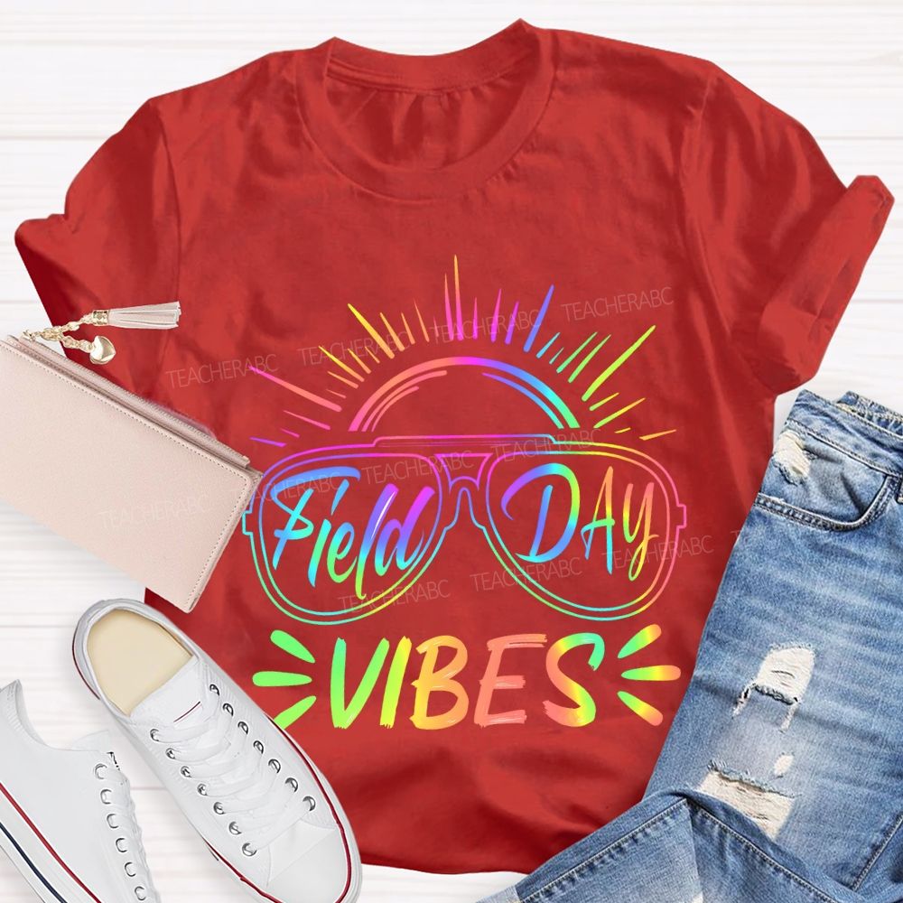 Field Day Vibes Gradient Font Teacher T-shirt