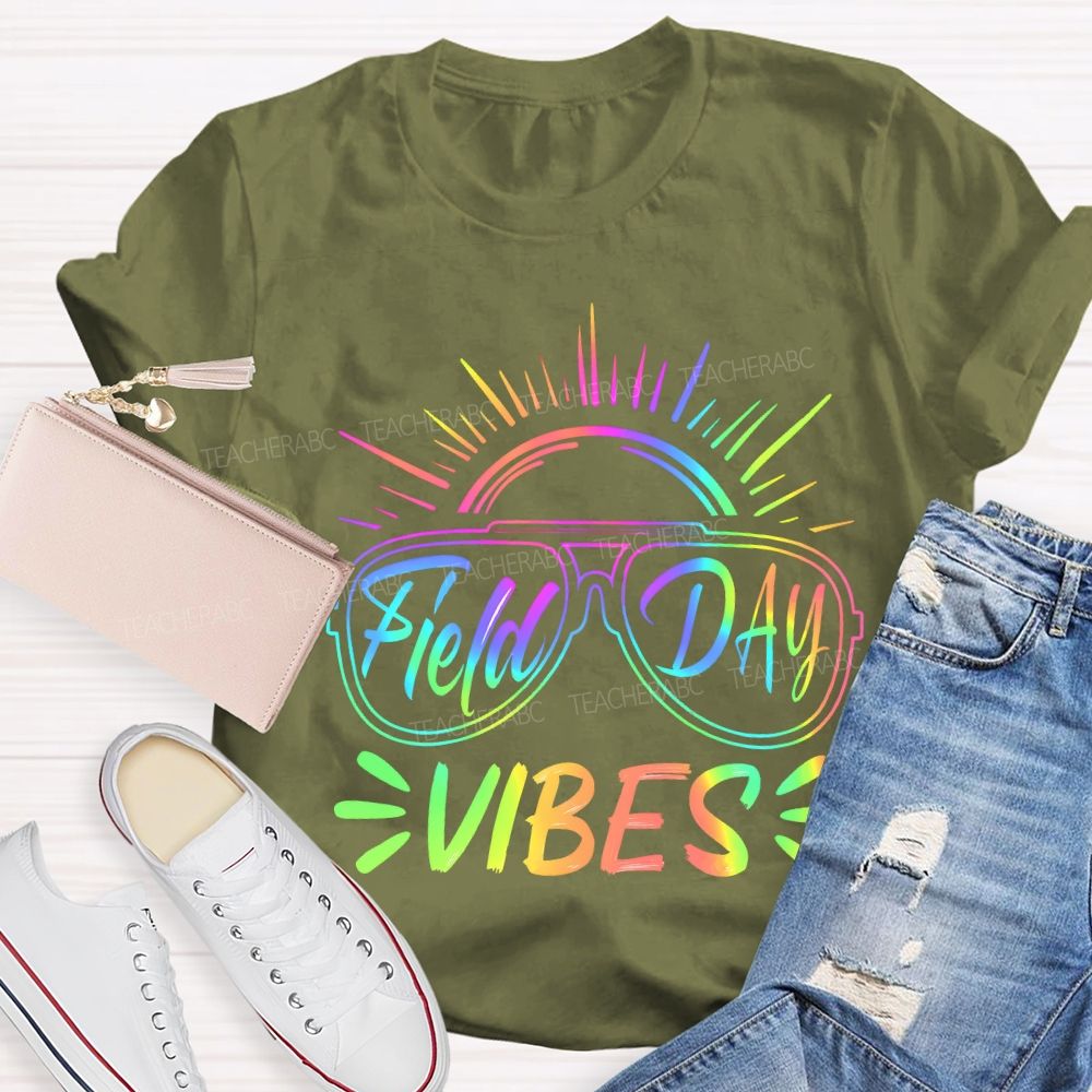 Field Day Vibes Gradient Font Teacher T-shirt