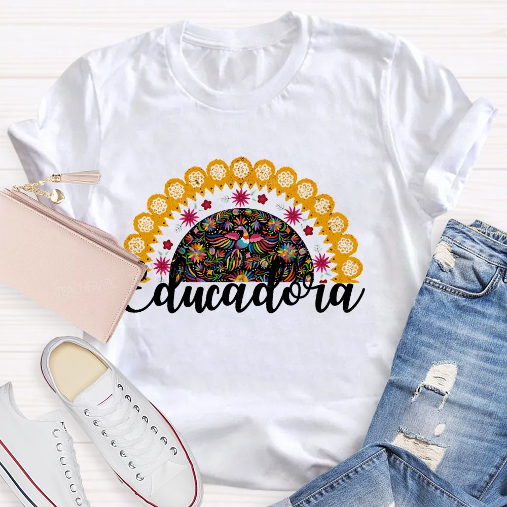Educadora Teacher T-shirt