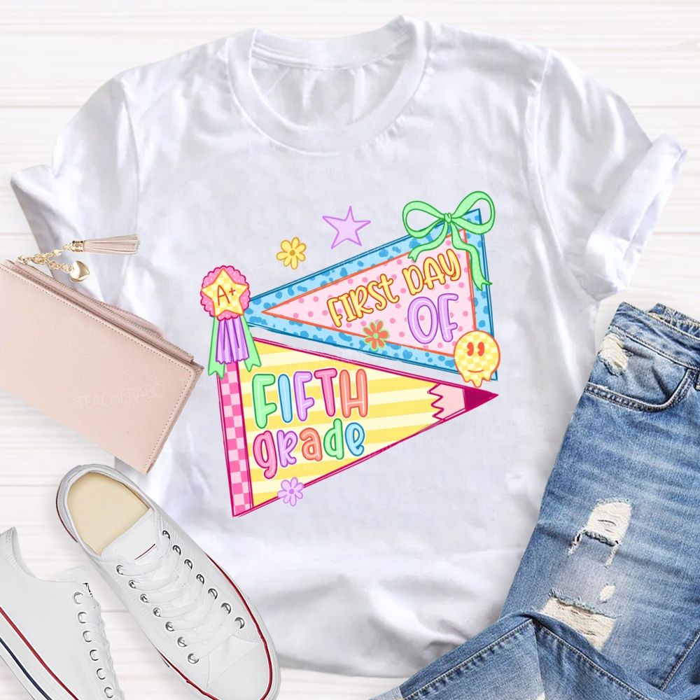 Personalized Grade First Day Of School Pink Vibe Teacher T-shirt