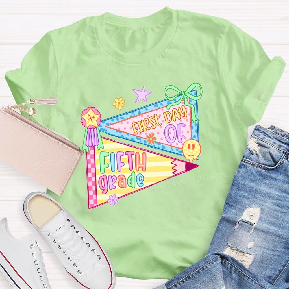 Personalized Grade First Day Of School Pink Vibe Teacher T-shirt