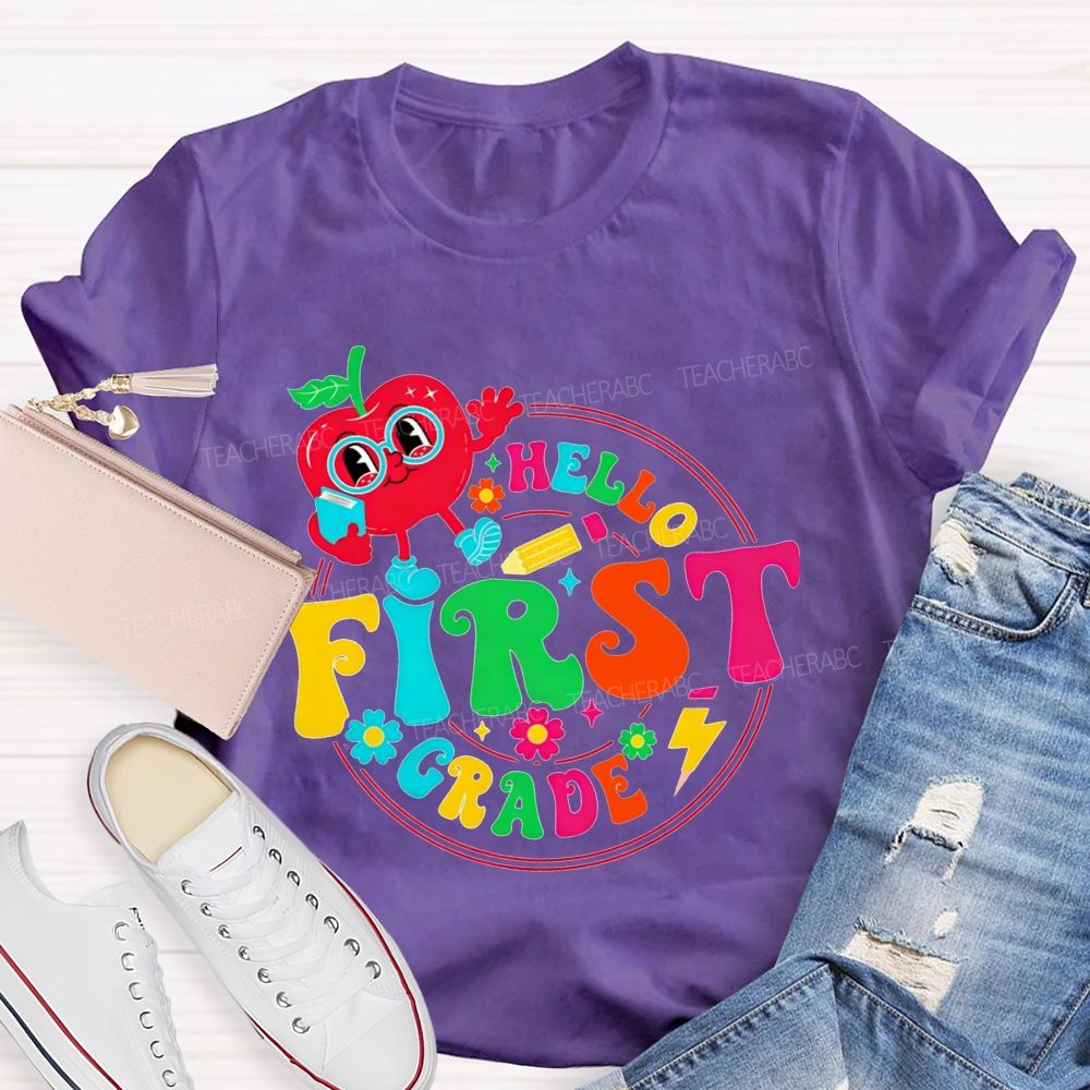 Personalized Grade Hello First Grade Cute Cartoon Apple Teacher T-shirt