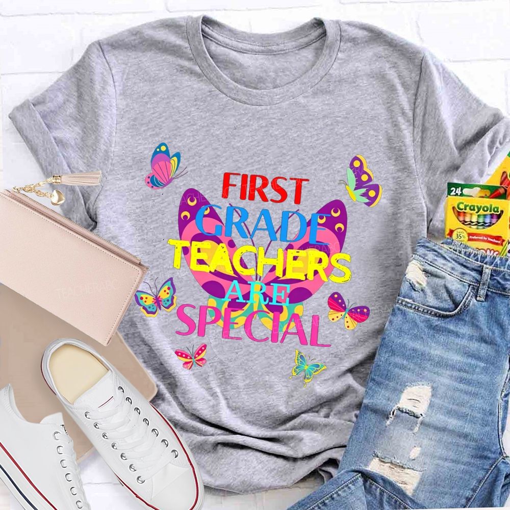 Personalized Grade First Grade Teachers Are Special Teacher T-shirt