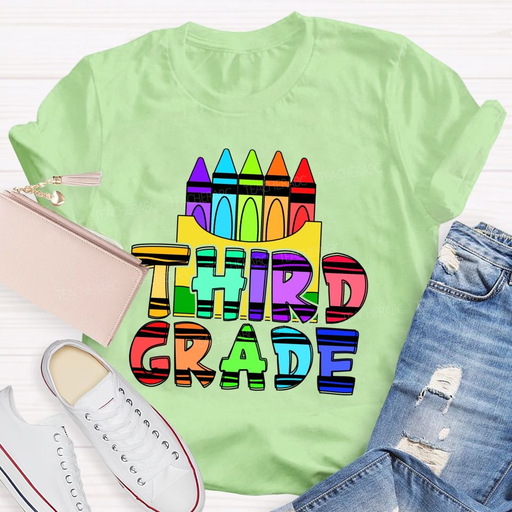 Personalized Grade Colored Crayon And Text Prints Teacher T-shirt