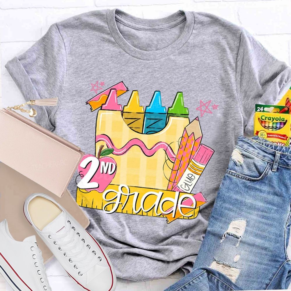 Personalized Grade Pink Crayon Star Print Teacher T-Shirt