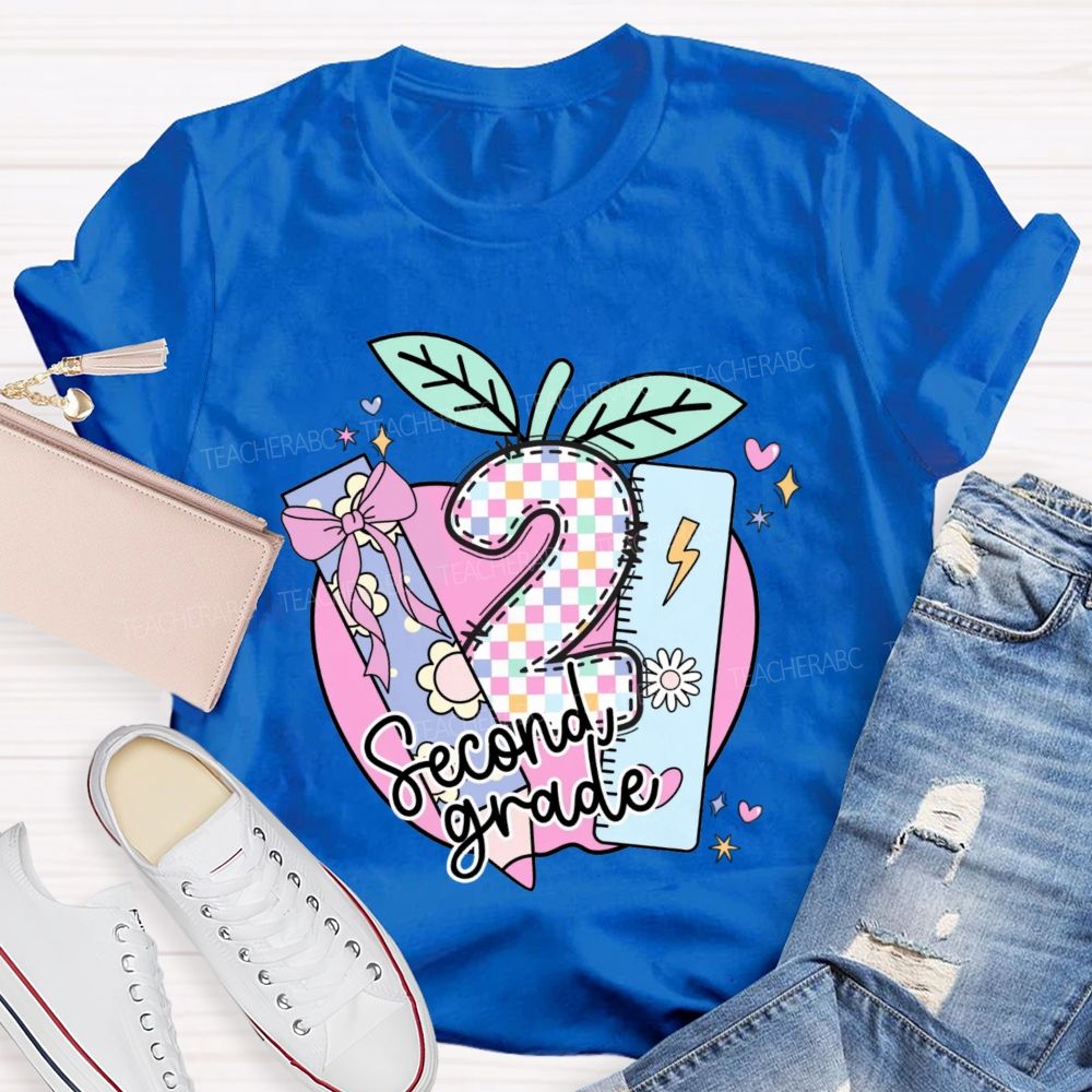 Personalized Grade Pink Apple And Colorful Plaid Print Teacher T-Shirt