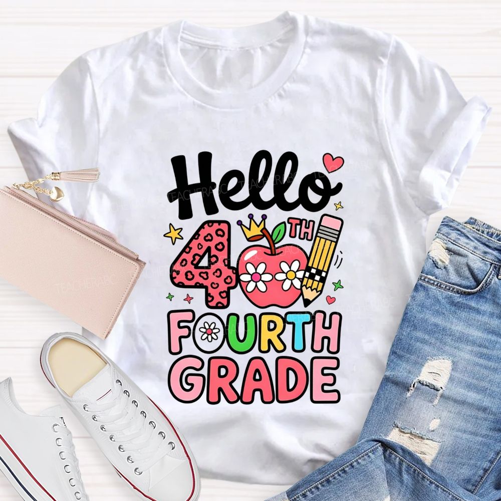 Personalized Grade Pink Cute Daisy Crown 4th Grade Teacher T-shirt