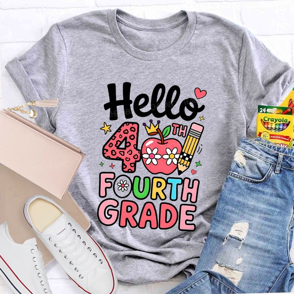 Personalized Grade Pink Cute Daisy Crown 4th Grade Teacher T-shirt