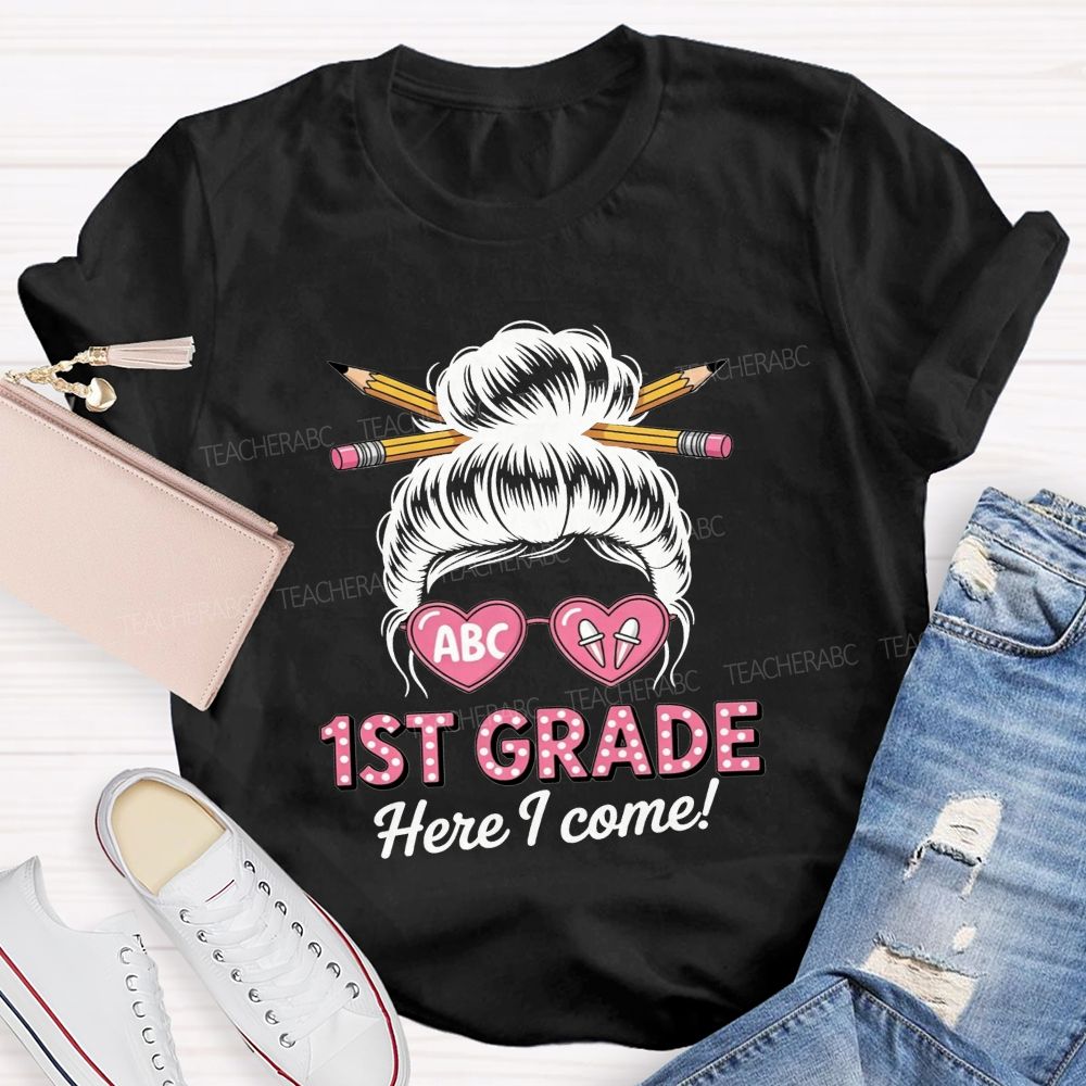 Personalized Grade 1st Grade Here I Come Heart Glasses Teacher T-shirt
