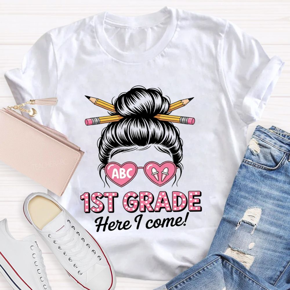 Personalized Grade 1st Grade Here I Come Heart Glasses Teacher T-shirt