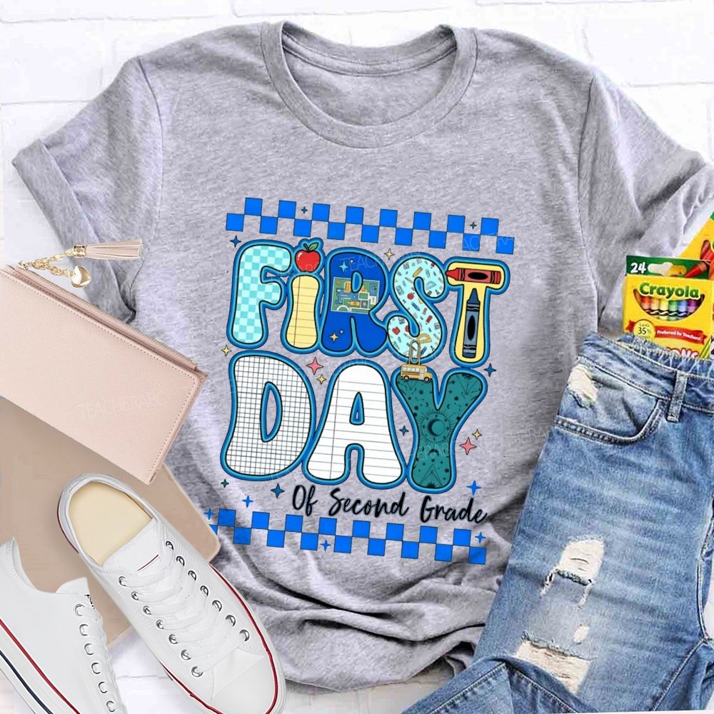 Personalized Grade First Day Of Second Grade Teacher T-shirt