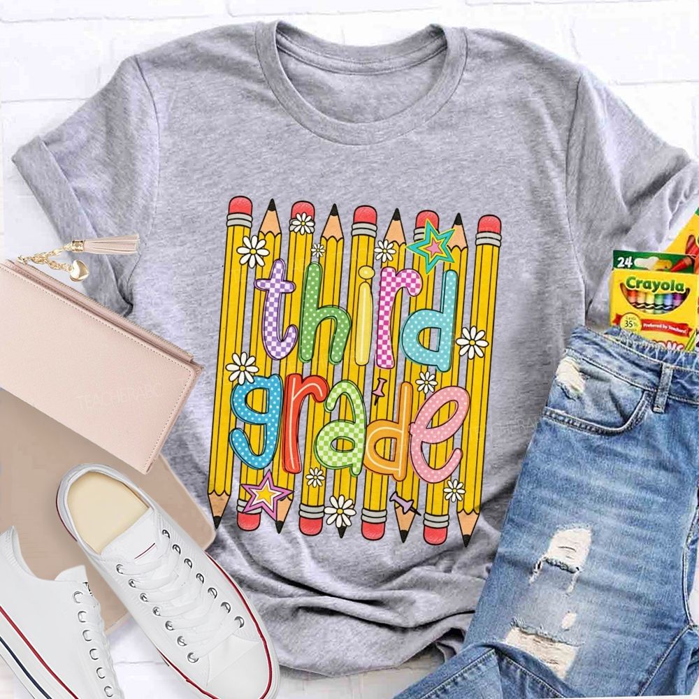 Personalized Grade Colorful Pattern Pencil Third Grade Teacher T-shirt