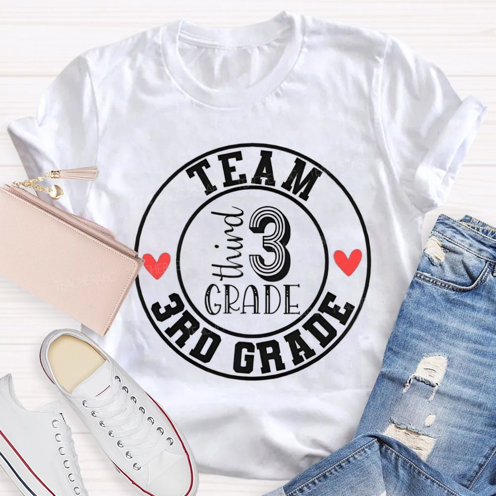 Personalized Grade 3rd Grade Team Herat Teacher T-Shirt
