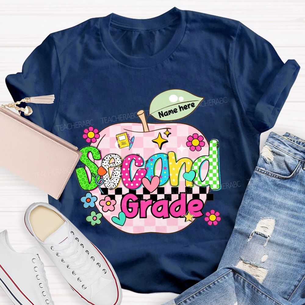 Personalized Name And Grade Pink Check Apple Teacher T-shirt