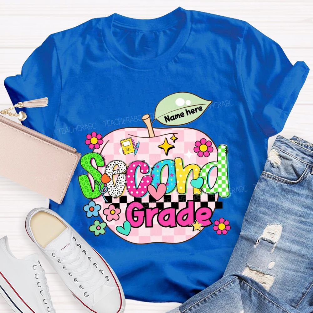 Personalized Name And Grade Pink Check Apple Teacher T-shirt