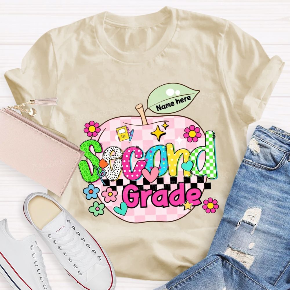 Personalized Name And Grade Pink Check Apple Teacher T-shirt