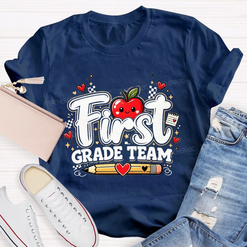 Personalized Grade First Grade Team Hearts And Apples Teacher T-shirt