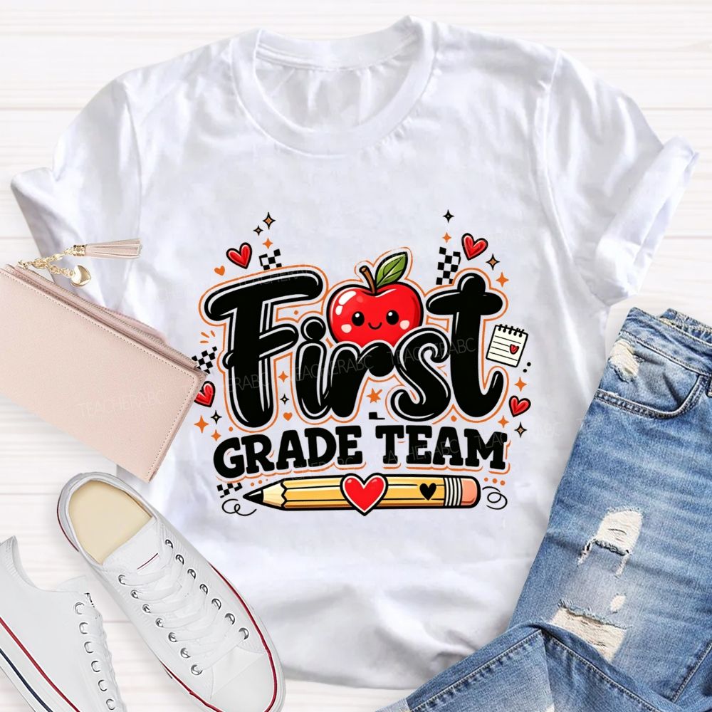 Personalized Grade First Grade Team Hearts And Apples Teacher T-shirt