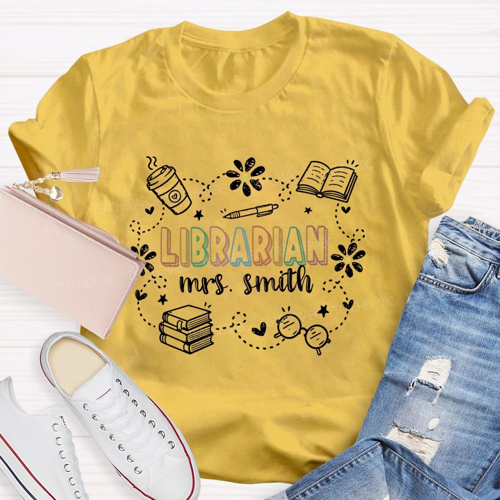 Personalized Name Librarian Daisy Book Coffee T-shirt