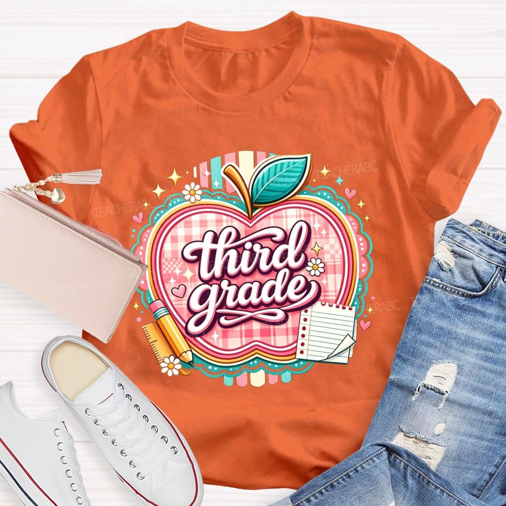 Personalized Grade Living That Third Grade Life Teacher T-shirt