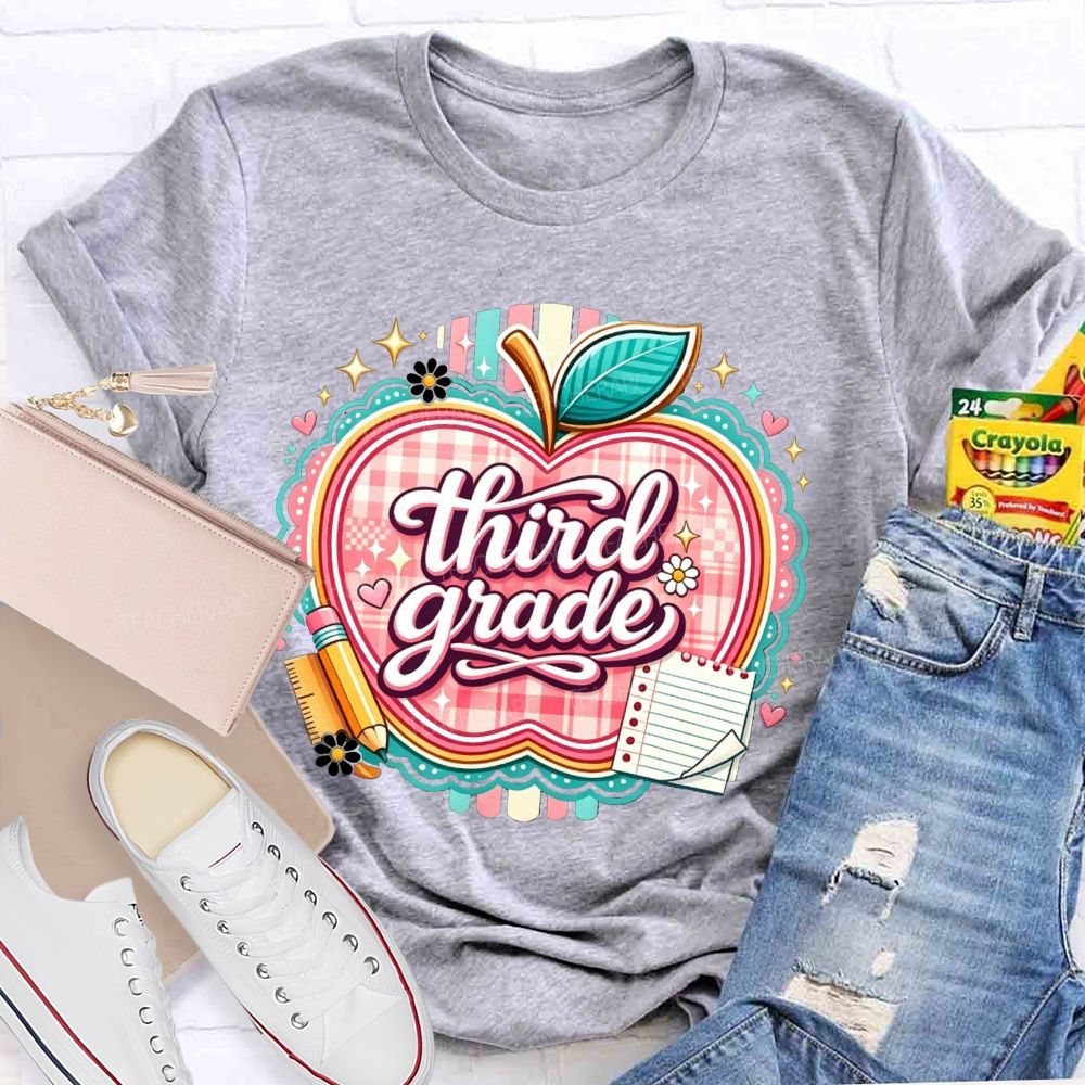 Personalized Grade Living That Third Grade Life Teacher T-shirt