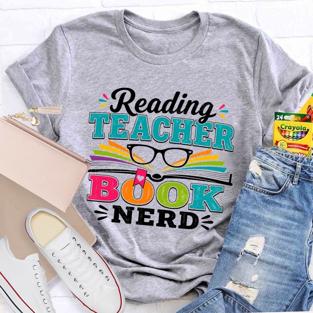 Reading Teacher Book Nerd Teacher T-shirt