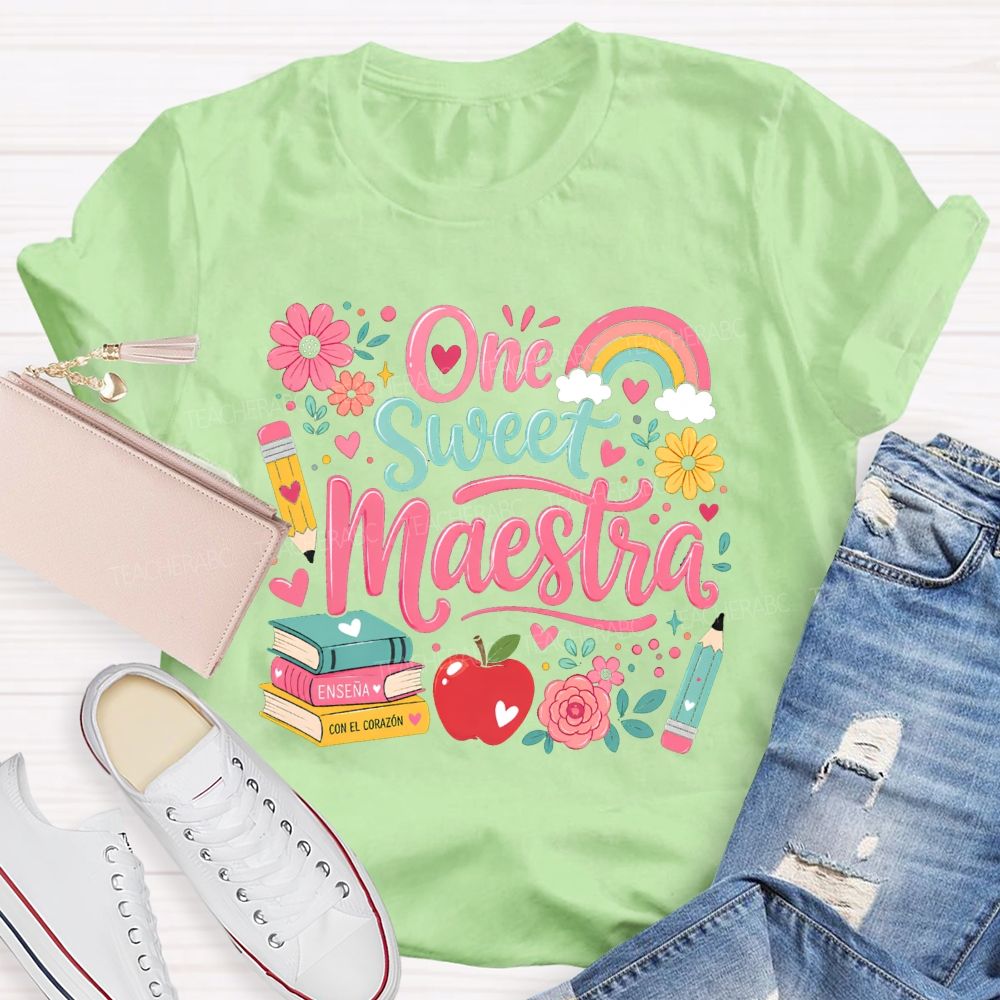 One Sweet Maestra Con El Corazon Sweet Floral Teacher T-shirt