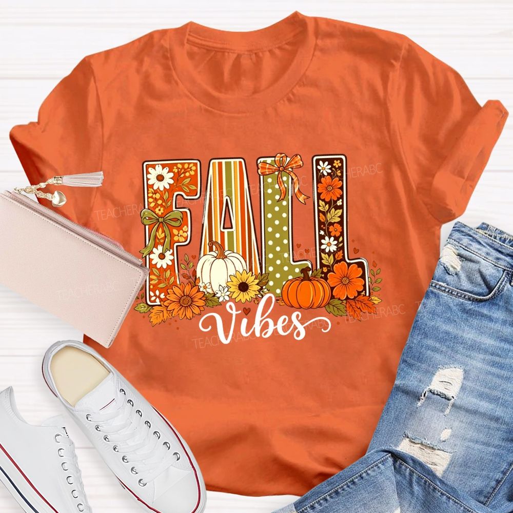 Fall Vibes Retro Fall Pumpkin Floral Teacher T-shirt